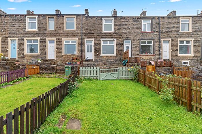 2 Bedroom Terraced House For Sale In Mostyn Avenue, Earby, Barnoldswick, Lancashire, BB18