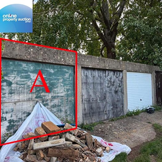 Parking For Sale In Garage A At Bretch Hill, Banbury, Oxfordshire, OX16