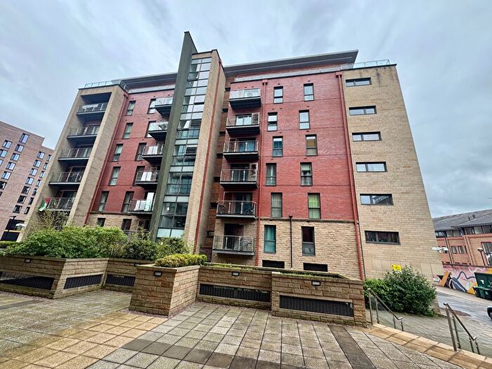 2 Bedroom Flat For Sale In Porter Brook House, Ecclesall Road, Sheffield, South Yorkshire, S11