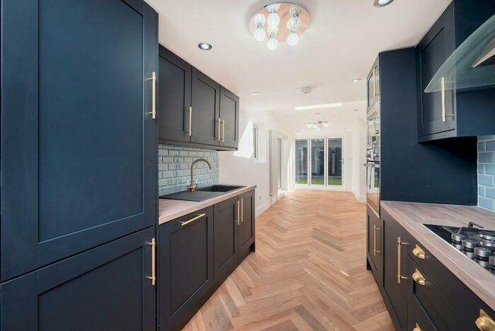 4 Bedroom House To Rent In Murchison Road, E10