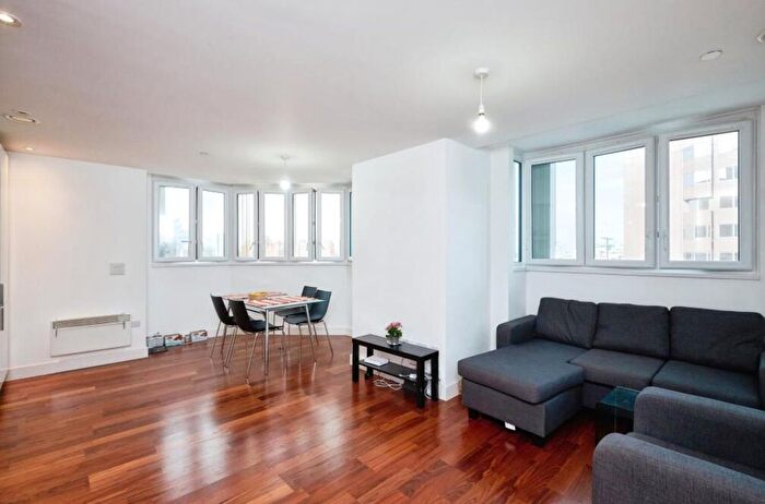 2 Bedroom Flat To Rent In Hagley Road, Birmingham, B16