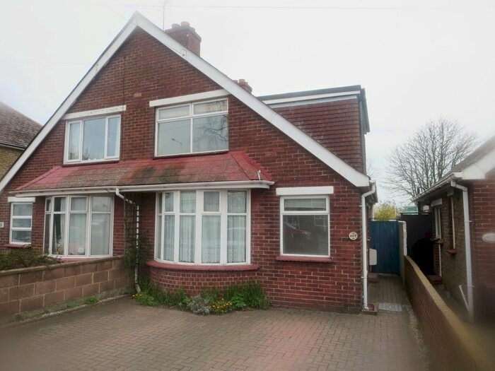 3 Bedroom Semi-Detached House To Rent In Margate Road, Ramsgate, CT12