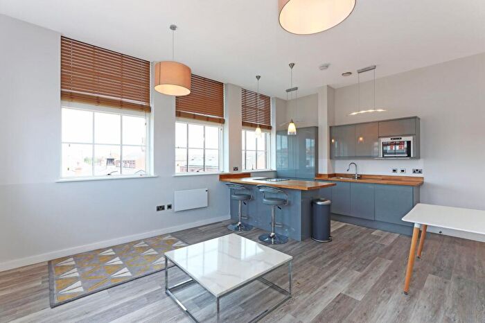 1 Bedroom Flat To Rent In Park Mill Court, Morley, LS27