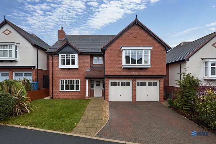 4 Bedroom Detached House For Sale In Oakgrove Gardens, Woolton, L25