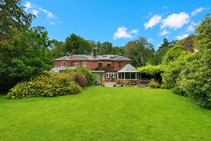 4 Bedroom Semi-detached House For Sale In Woodberry Lane, Emsworth, PO10