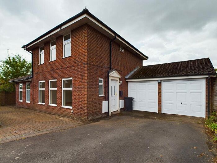 4 Bedroom Detached House To Rent In Wetherby Drive, Bobblestock, Hereford, HR4