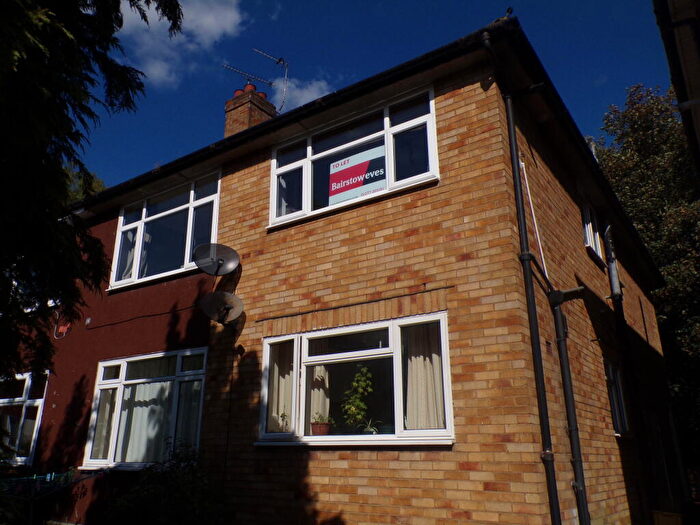 2 Bedroom Maisonette To Rent In Hammonds Lane - Brentwood, CM13