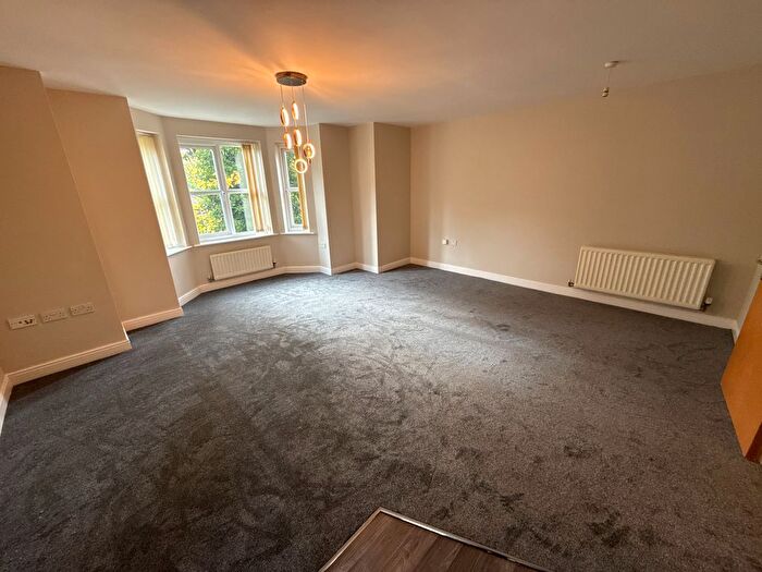 2 Bedroom Flat To Rent In Stanley Road, Whalley Range, Manchester, M16