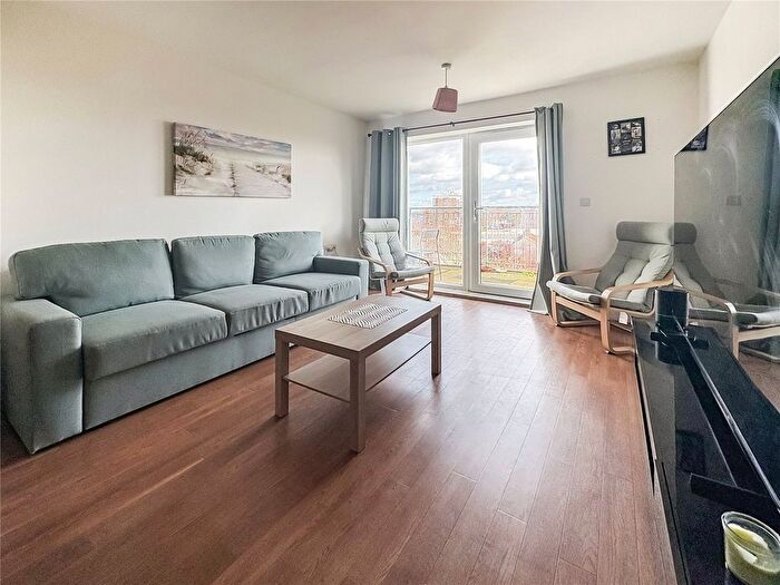 1 Bedroom Flat For Sale In Maxwell Road, Romford, RM7