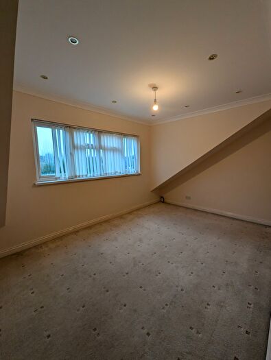 5 Bedroom House To Rent In Adelaide Street, Brierley Hill, DY5