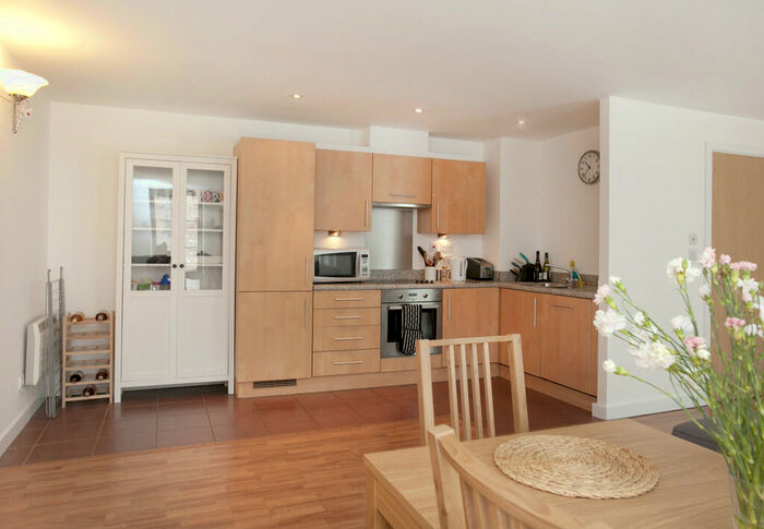 2 Bedroom Apartment To Rent In The Hicking Building, Queens Road, NG2