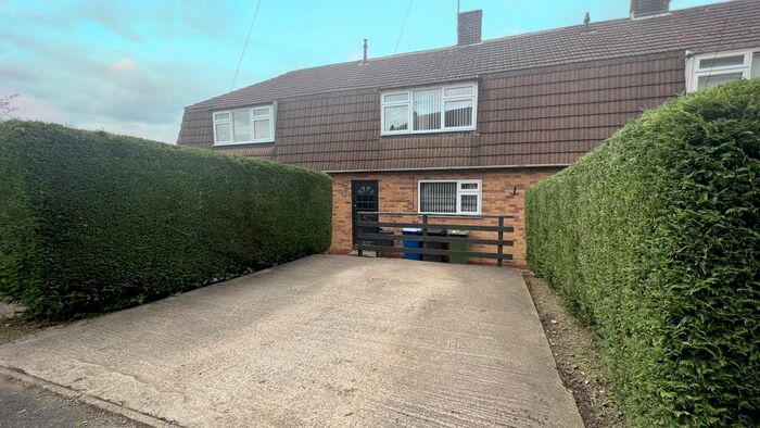 3 Bedroom Terraced House To Rent In Barnes Road, Chesterfield, S41