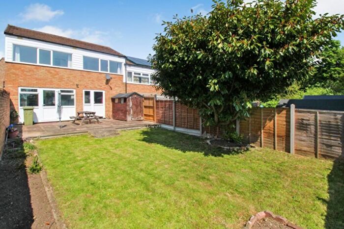 3 Bedroom Semi-Detached House To Rent In Braod Dean, Milton Keynes, MK6