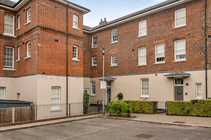 3 Bedroom Terraced House For Sale In Alison Way, Winchester, Hampshire, SO22