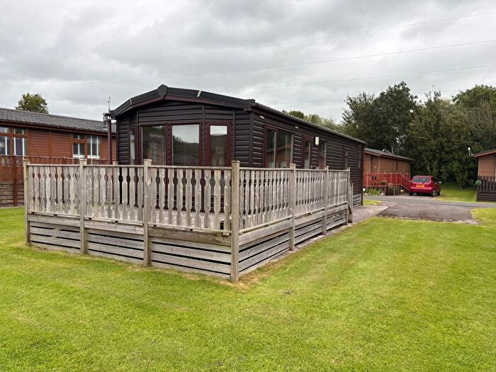 2 Bedroom Lodge For Sale In Gressingham South Lakeland Leisure Village, Borwick Lane, LA6