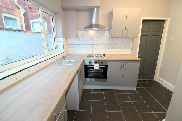 1 Bedroom Flat To Rent In Nottingham Road, Mansfield, NG18