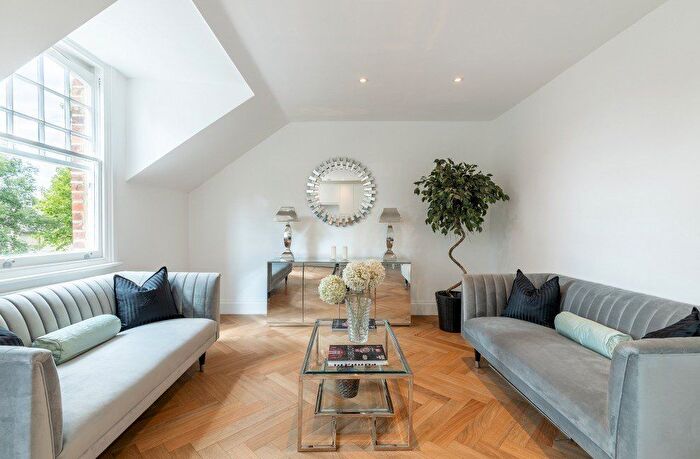 1 Bedroom Flat To Rent In Hurlingham Business Park, Sulivan Road, London, SW6