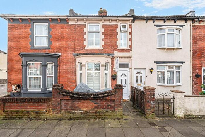 3 Bedroom Terraced House For Sale In Tipner Road, Portsmouth, PO2