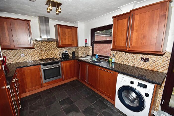 1 Bedroom Flat To Rent In The Ridgeway, London, E4