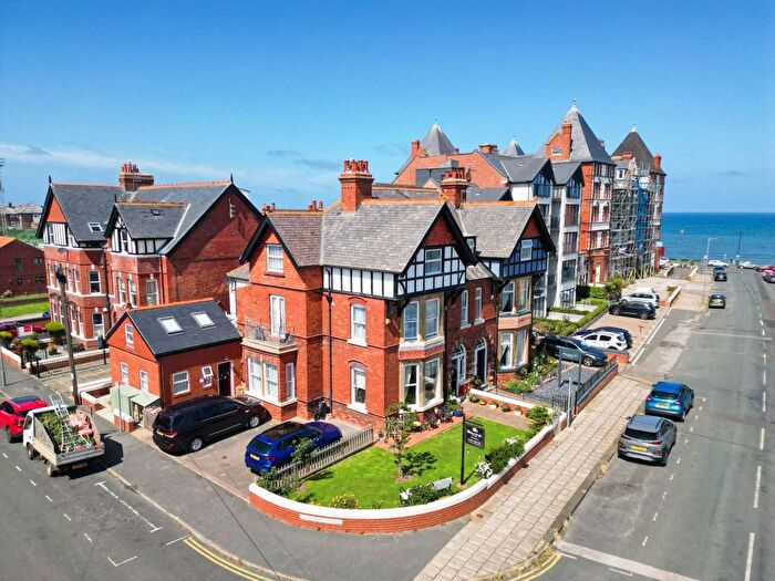 8 Bedroom Semi-Detached House For Sale In Abbotsleigh Guest House, Whitby, YO21