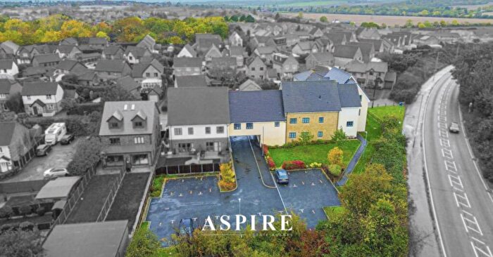 2 Bedroom Apartment For Sale In Pound Lane Central, Laindon, Basildon, SS15