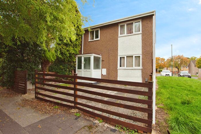 3 Bedroom Terraced House For Sale In Acle Gardens, Nottingham, NG6