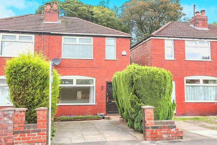 2 Bedroom Semi-Detached House To Rent In Stratton Road, Offerton, Stockport, Cheshire, SK2