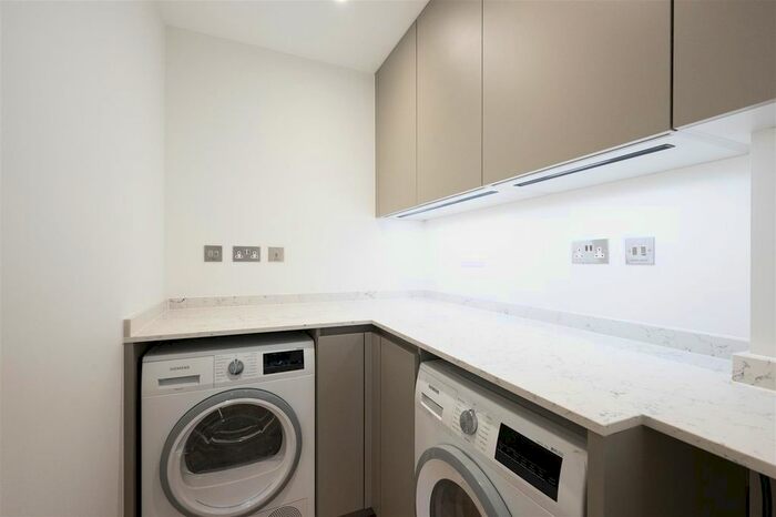 4 Bedroom Terraced House To Rent In Orchard Grove, West Wimbledon, SW20