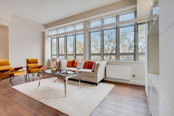 2 Bedroom Flat To Rent In City Road, City, London, EC1V