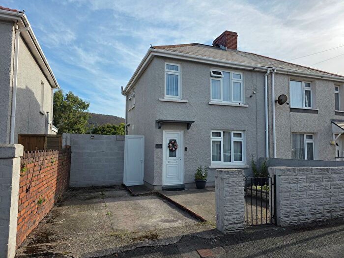 2 Bedroom Semi-detached House For Sale In Lingfield Avenue, Port Talbot, SA12