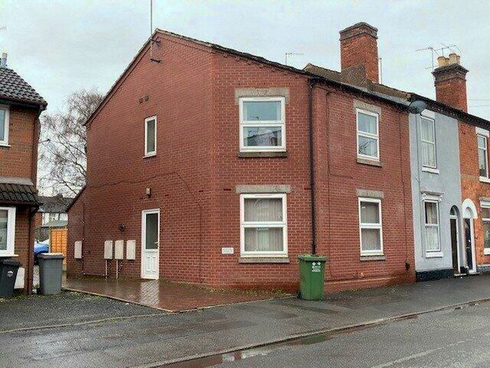 2 Bedroom Apartment To Rent In Peel Street, Kidderminster, Worcestershire, DY11