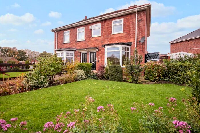 3 Bedroom Semi-Detached House For Sale In Greenwood Road, Billingham, TS23