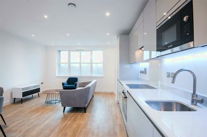 1 Bedroom Apartment To Rent In Maritime Street, London, SE16
