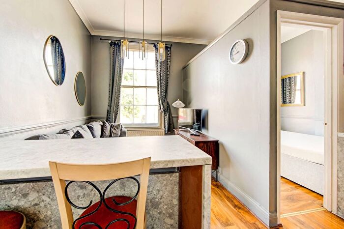 1 Bedroom Flat To Rent In Fulham Road, Fulham Broadway, London, SW6