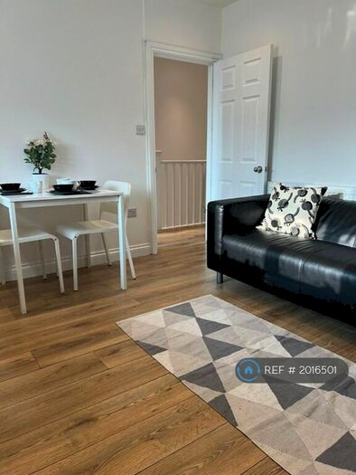 2 Bedroom Maisonette To Rent In Scarsdale Rd, Harrow, HA2