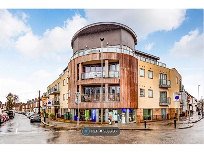 2 Bedroom Flat To Rent In Edge Apartments, London, SW18