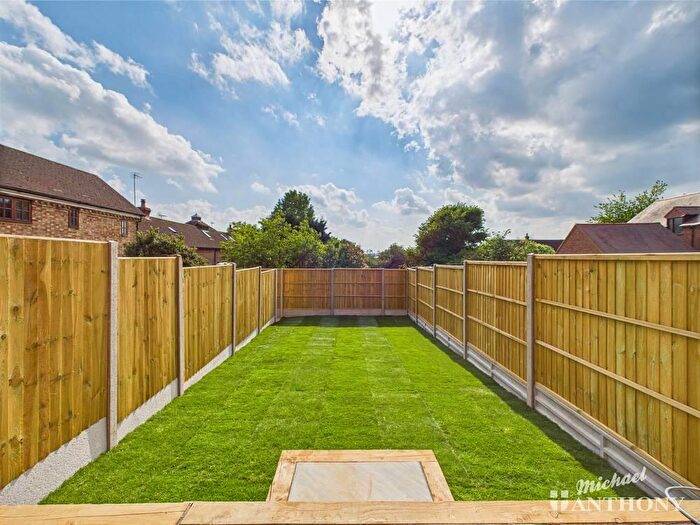 2 Bedroom Terraced House For Sale In High Street South, Stewkley, Leighton Buzzard, LU7