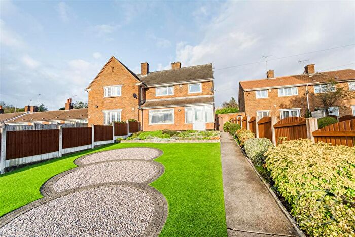 3 Bedroom Semi-Detached House For Sale In Brookfield Crescent, Shirebrook, Mansfield, NG20