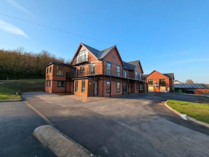 2 Bedroom Flat To Rent In Ailsa Craig Apartments Flat, Ferry Road, Kidwelly, SA17