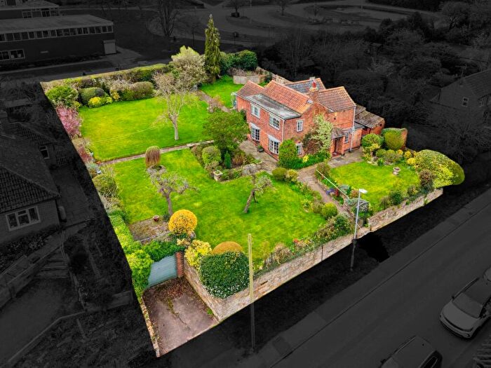 3 Bedroom Detached House For Sale In The Banks, Bingham, NG13