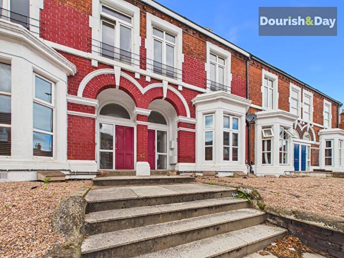 2 Bedroom Flat To Rent In Wolverhampton Road, Stafford, ST17