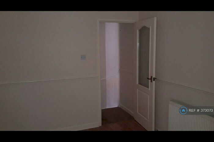 1 Bedroom Flat To Rent In Ellerslie Chambers, Bournemouth, BH1