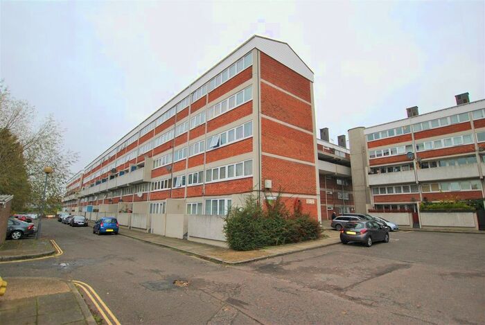 3 Bedroom Property To Rent In Suffolk Square, Norwich, NR2