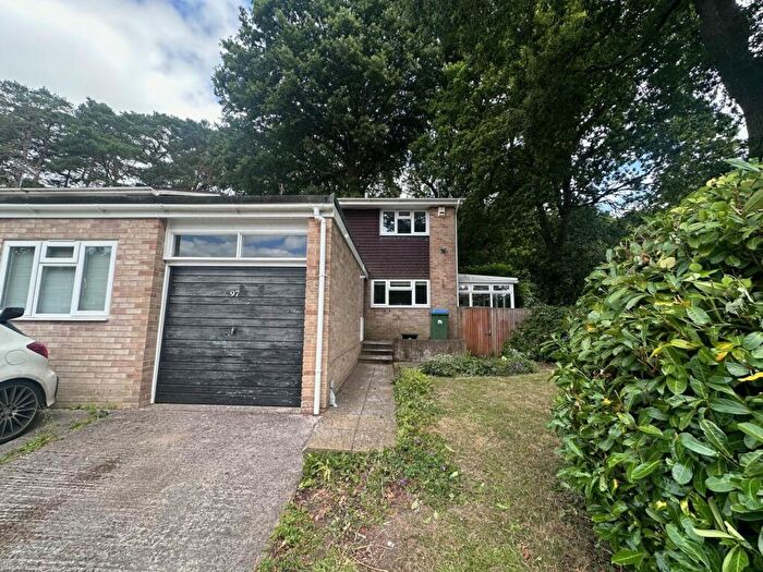 3 Bedroom End Of Terrace House To Rent In Dunvegan Drive, Lordswood, SO16