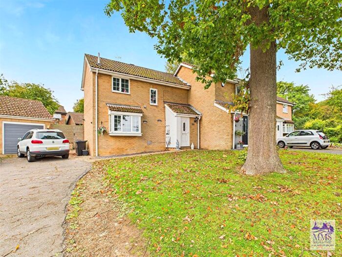2 Bedroom Property For Sale In Olivine Close, Walderslade, ME5