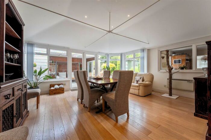 5 Bedroom Detached House For Sale In East Gomeldon Road, Gomeldon, SP4