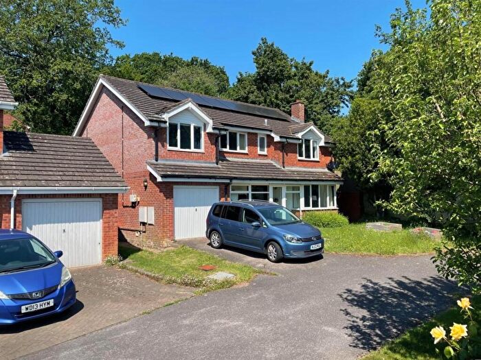 5 Bedroom Detached House For Sale In Stoke Valley Road, Pennsylvania, Exeter, EX4