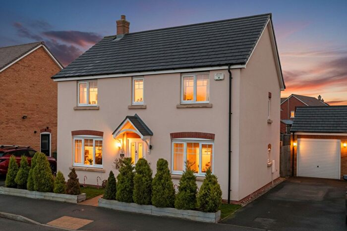 4 Bedroom Detached House For Sale In Wildlife Way, Droitwich, WR9