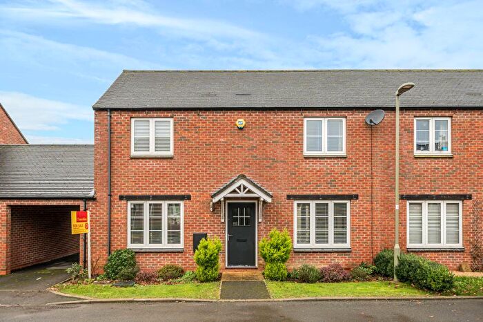 3 Bedroom Semi-Detached House For Sale In Hook Norton, Oxfordshire, OX15