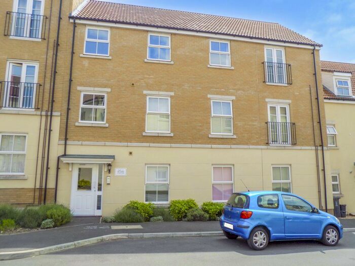 2 Bedroom Flat To Rent In Truscott Avenue, Swindon SN25